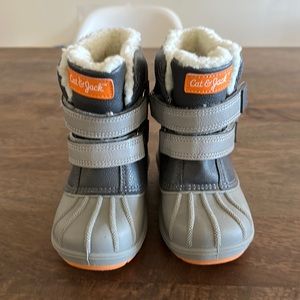 New Cat & jack kids winter boots toddler size 8
